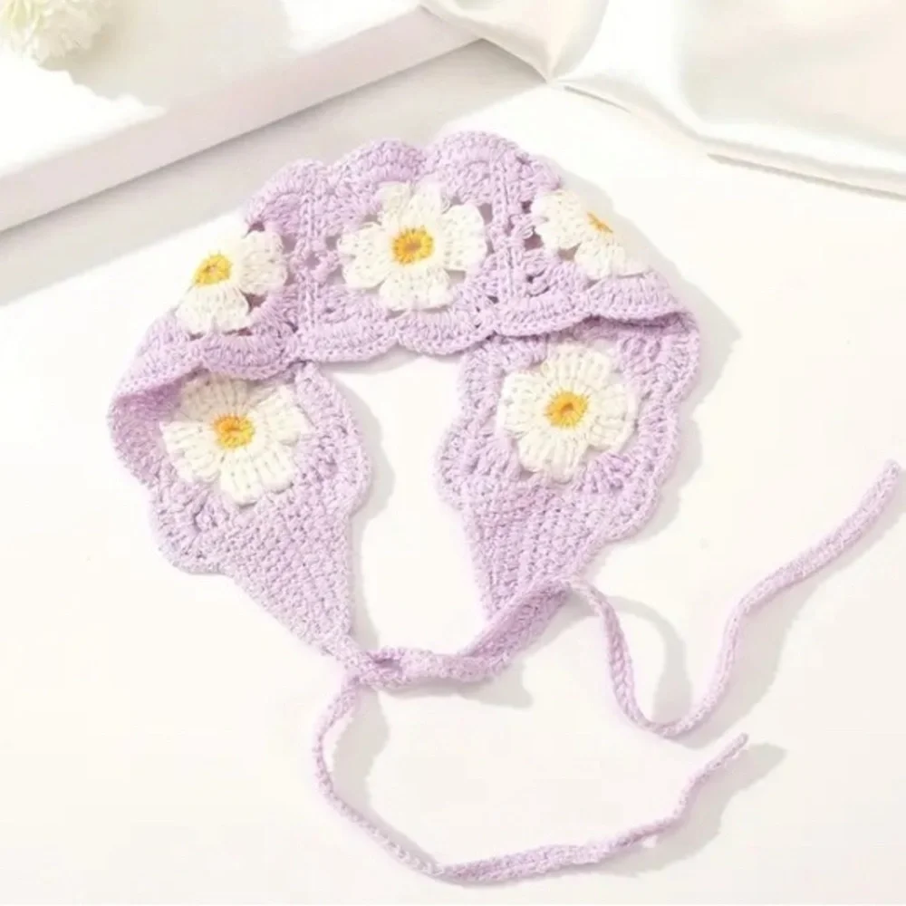 Handcrafted - crochet floral headband - NWOT - 17.8 x 2.5 inches purple w/ daisy